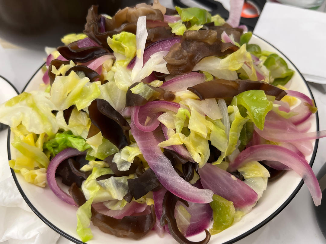 开胃木耳包菜的做法