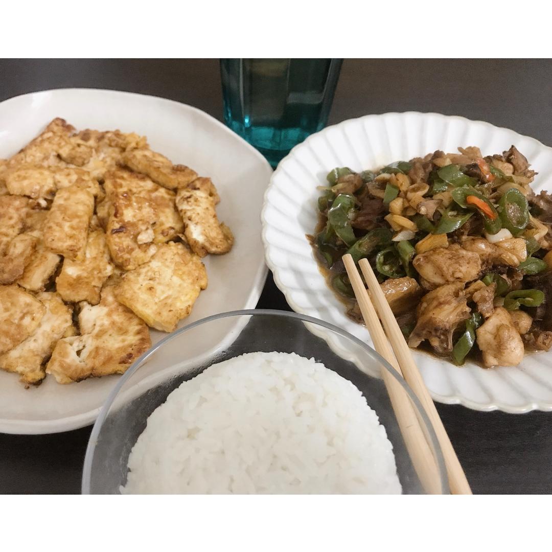 蚝油嫩豆腐