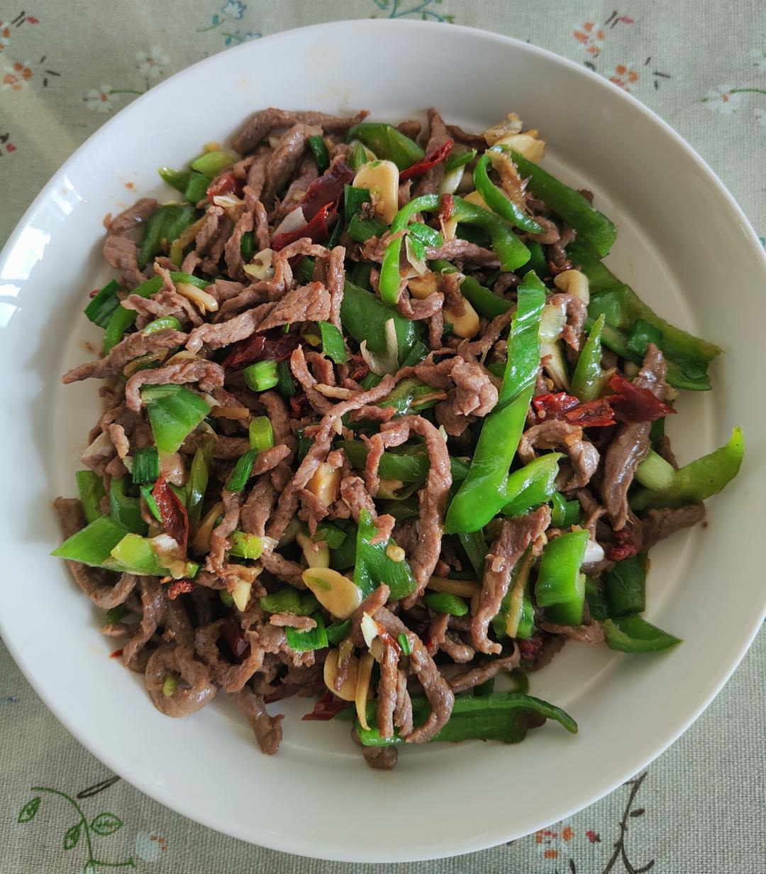 小炒牛肉丝