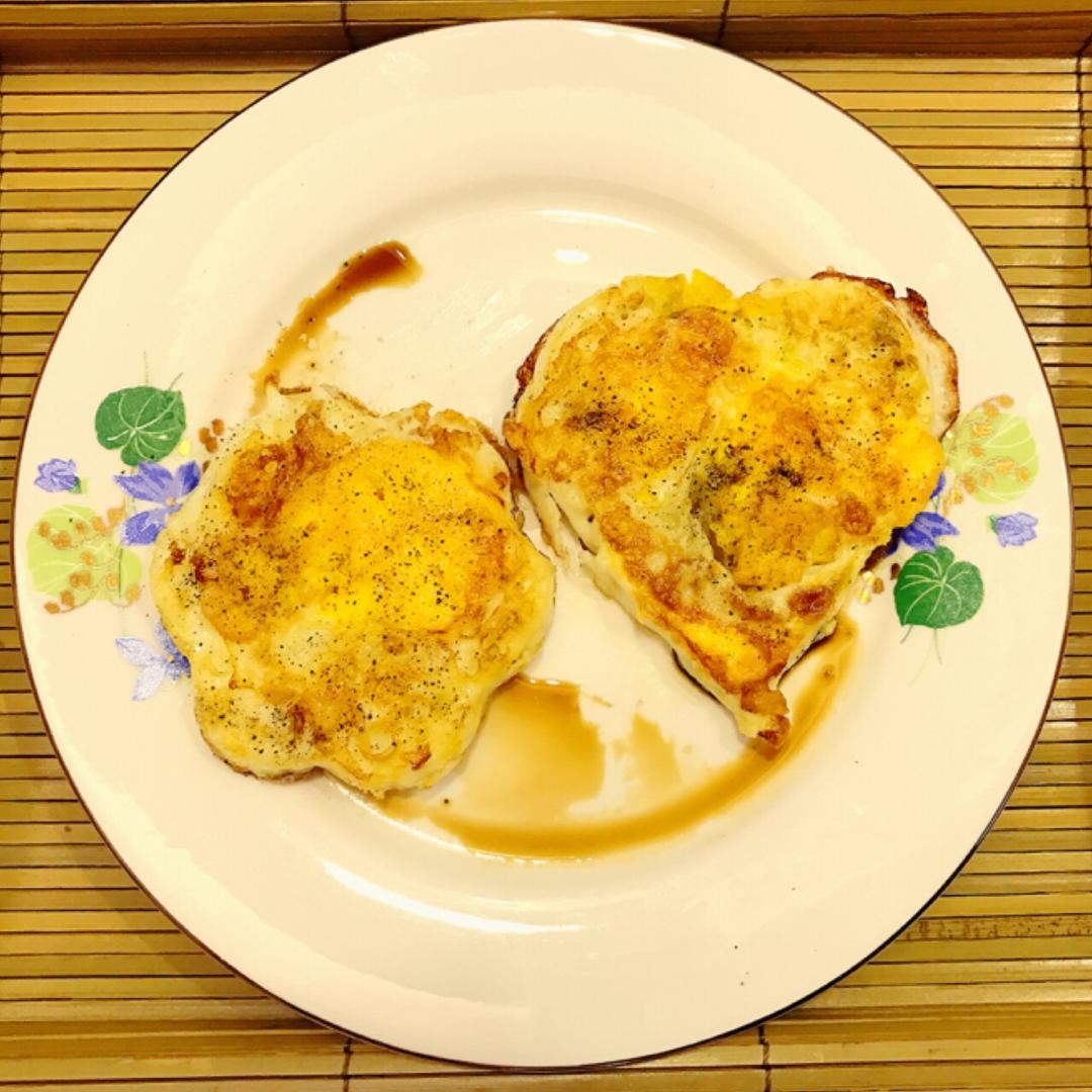 sunshine来吃做的煎鸡蛋(荷包蛋)