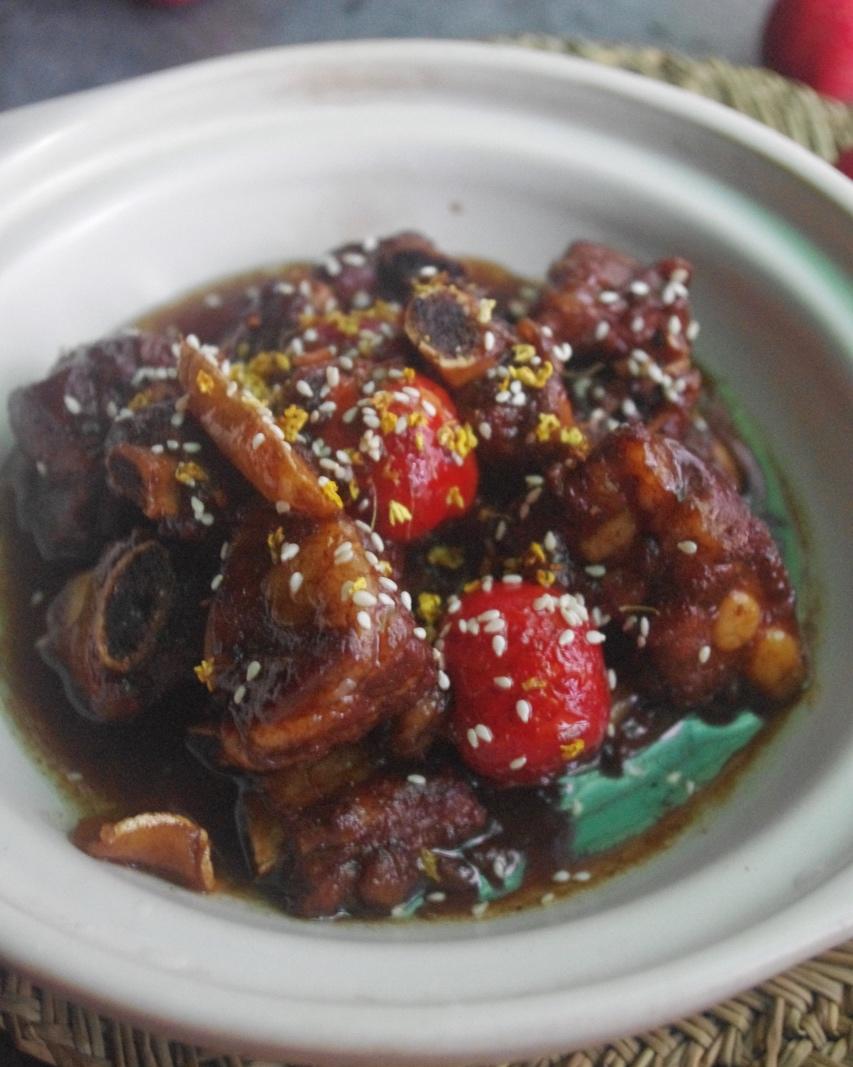 酸酸甜甜的红果（山楂）排骨