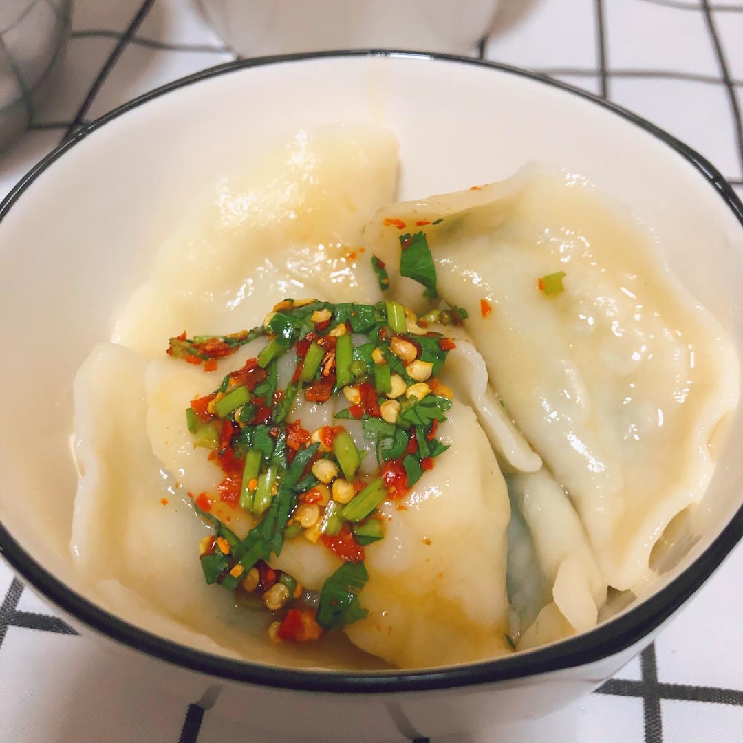 韭菜猪肉馅饺子的做法