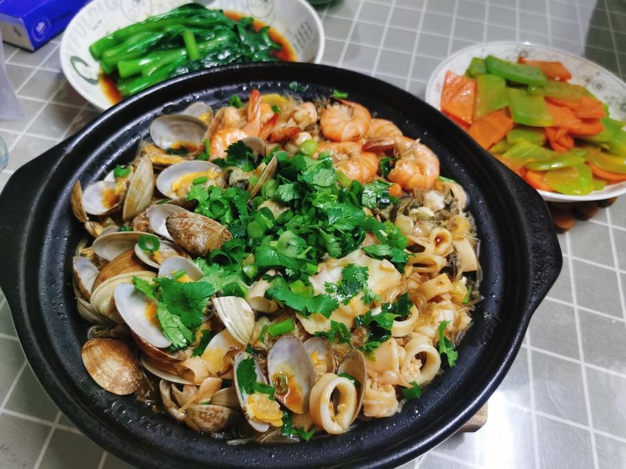 海鲜粉丝煲