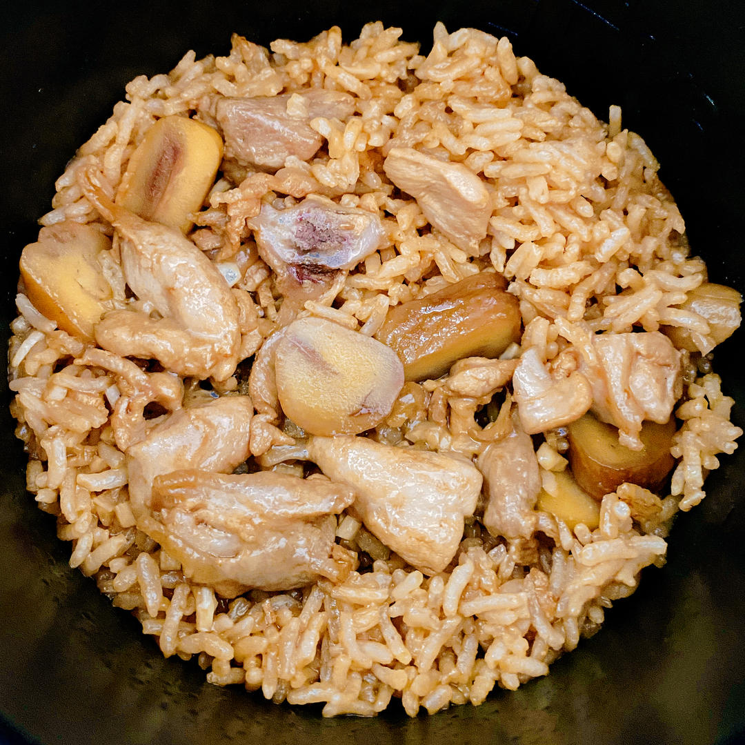 板栗鸡腿焖饭
