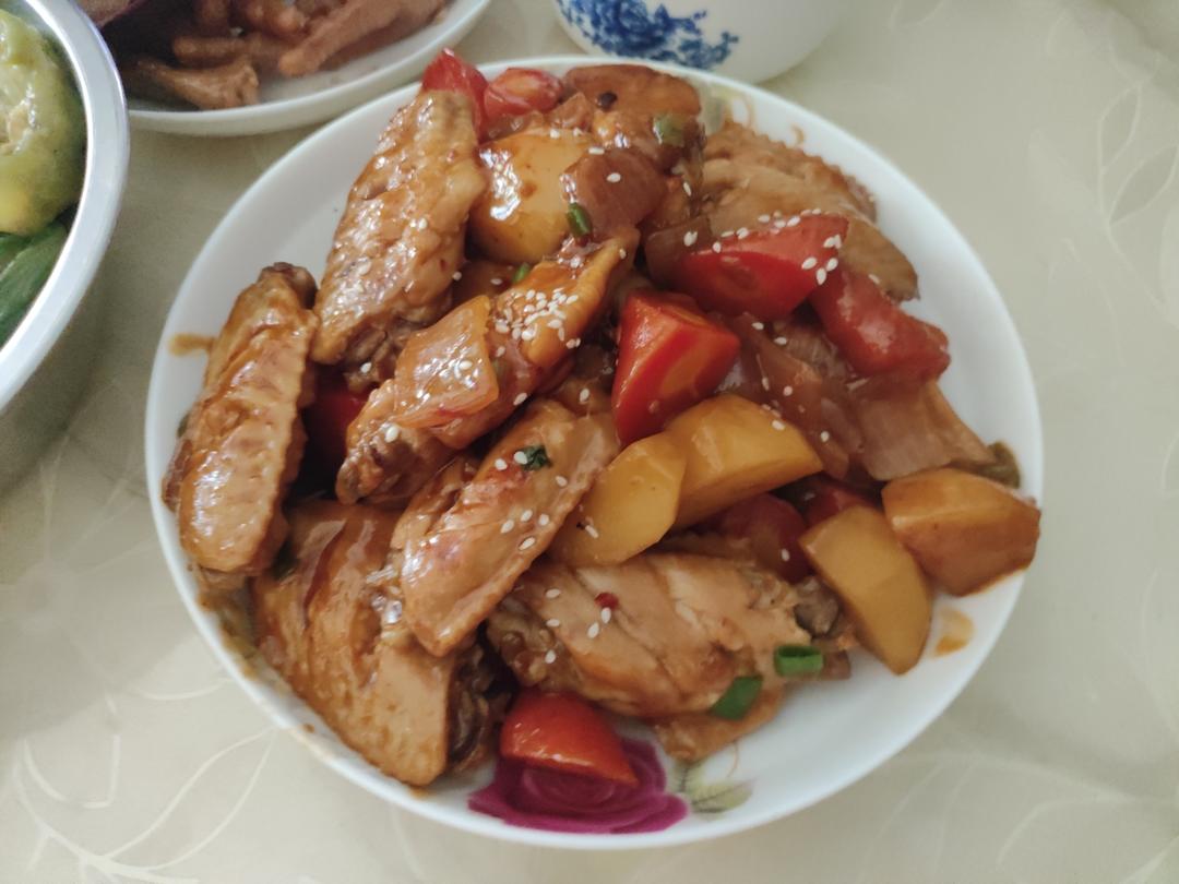 鸡翅三汁焖锅