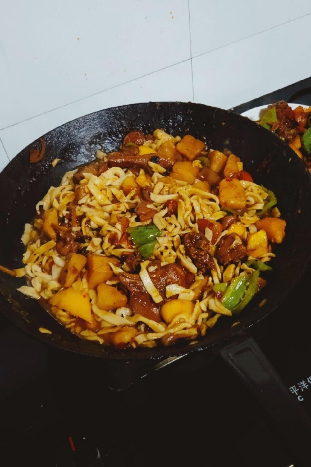 大盘鸡（附皮带面做法）