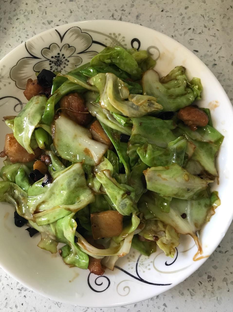 阿婆手撕包菜