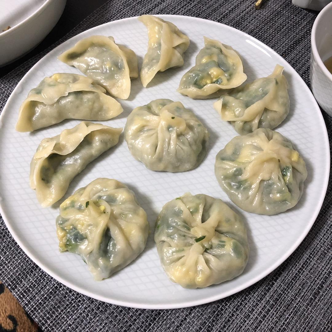 韭菜大虾蒸饺 Steamed Dumplings – Prawn & Chives