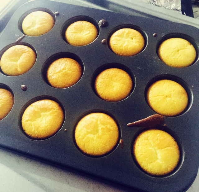 奶香迷你蛋糕仔