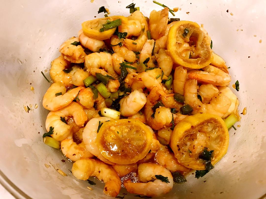 鲜嫩爽口❗️巨好吃的酸辣柠檬虾❗️一看就会超过瘾