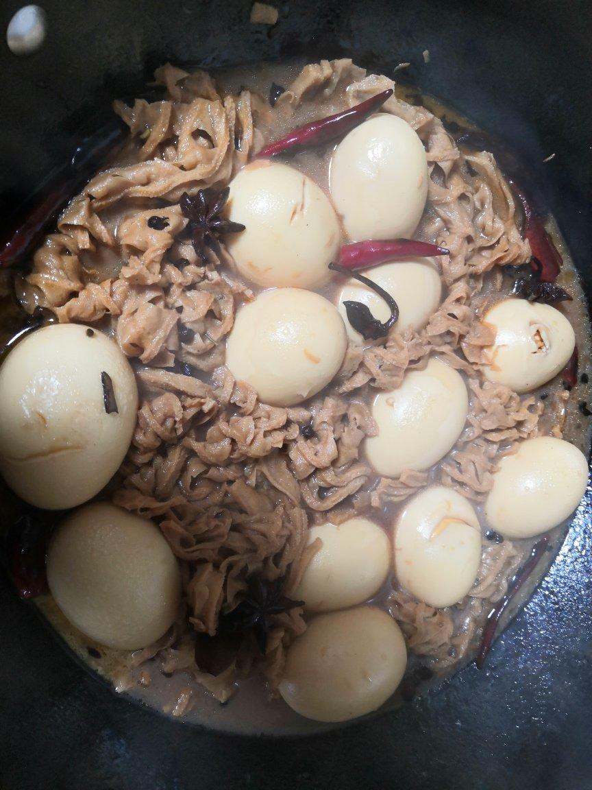 花干鸡蛋夹馍(西安早饭)