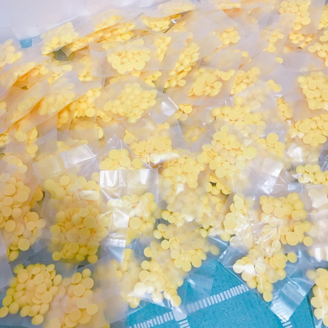 入口即化的无添加蛋黄溶豆