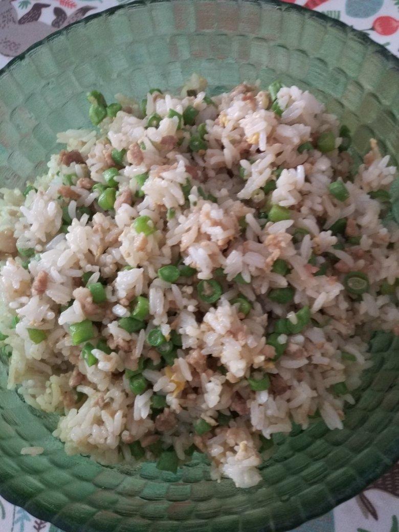 豇豆酱油素炒饭