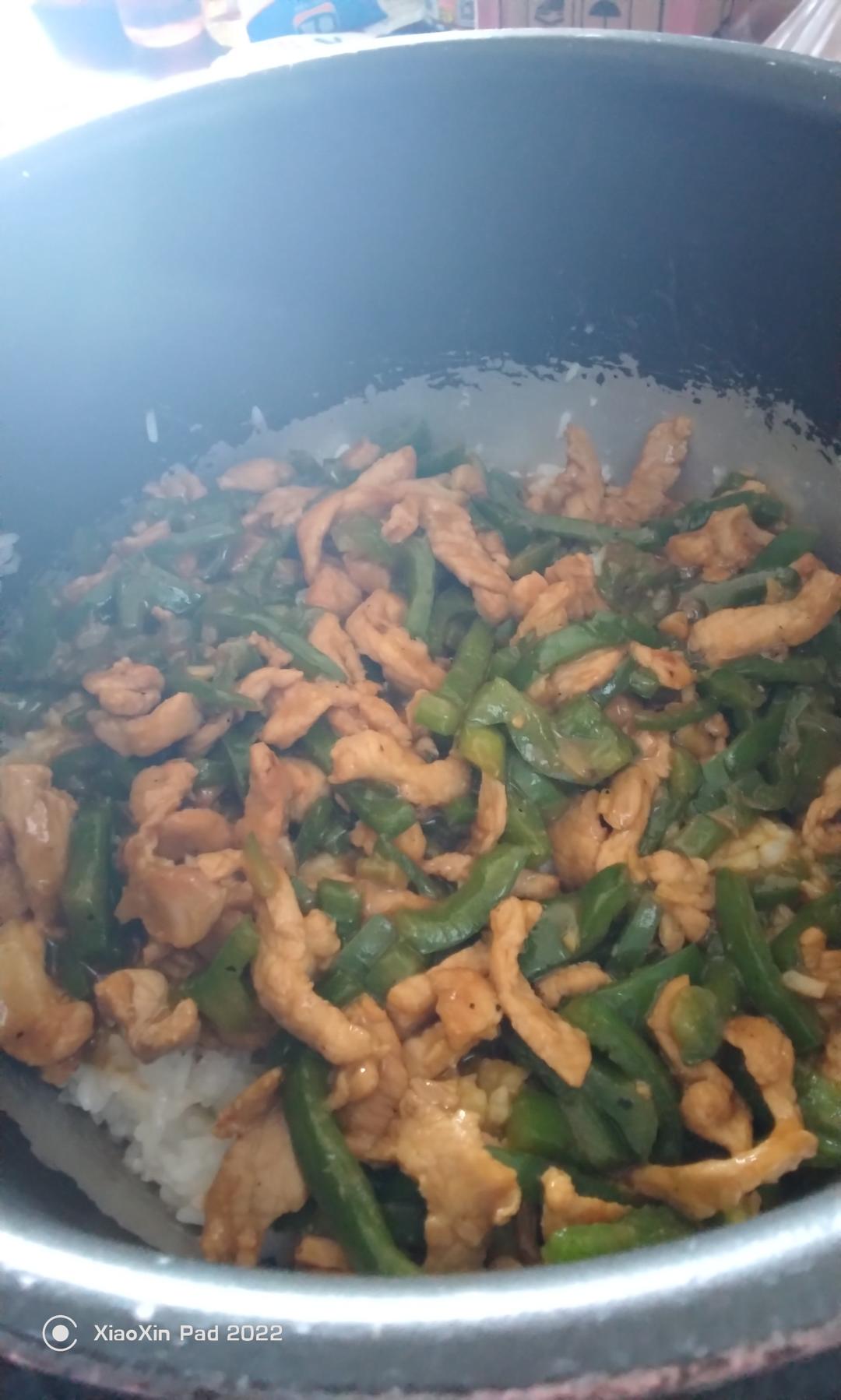 ‼️好吃到舔盘的青椒肉丝盖浇饭