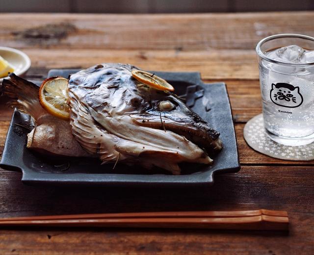 日式盐烤三文鱼头【北鼎烤箱食谱】的做法