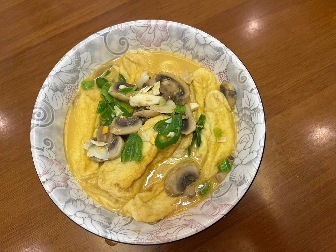 鲜掉眉毛！咸蛋黄鲜虾豆腐｜天冷煮一锅，暖胃又舒心