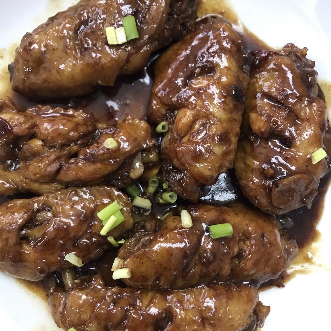 外婆教我的红烧鸡翅·连汤汁都狠好吃！！！