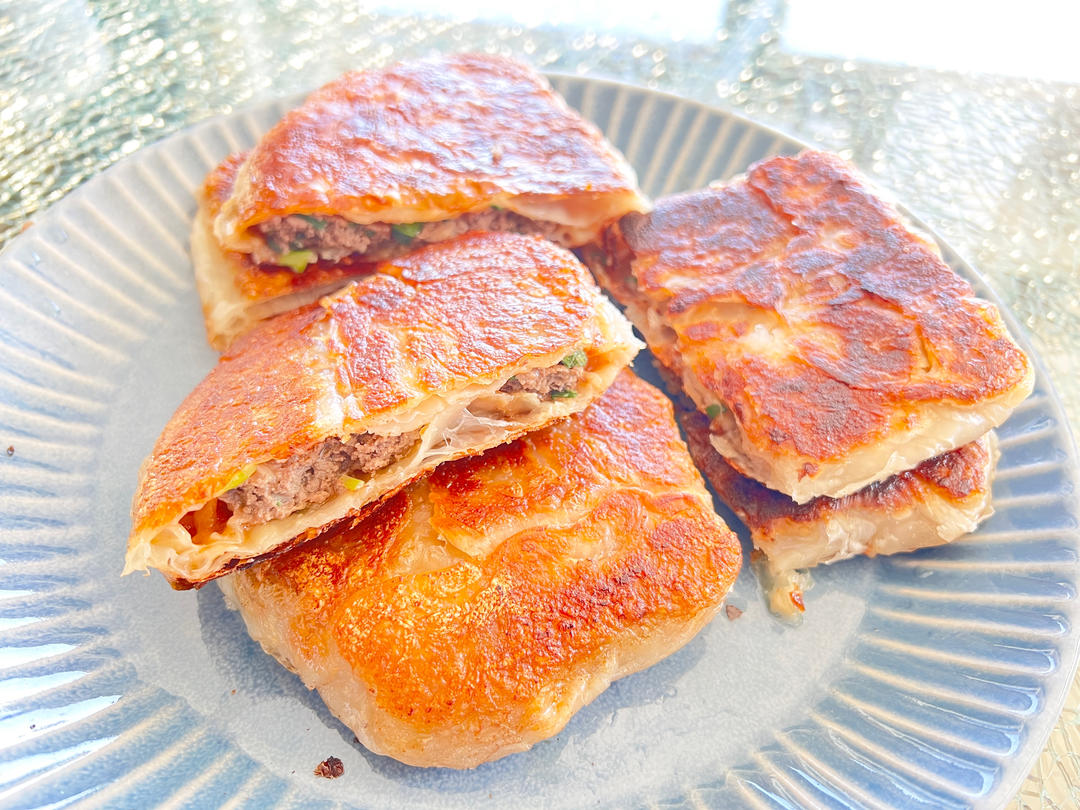 手抓饼版本香酥牛肉饼