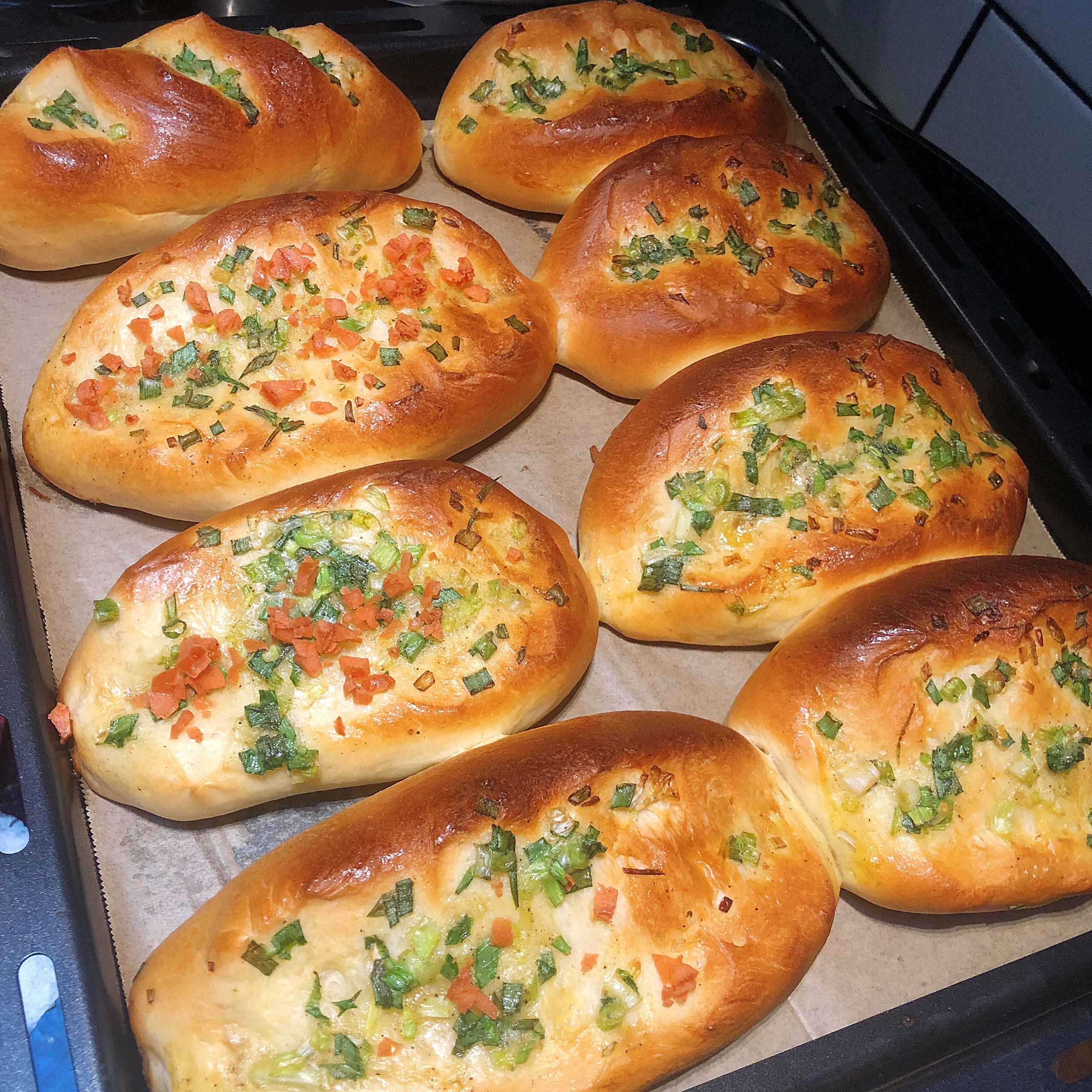 经典台式面包—香葱面包