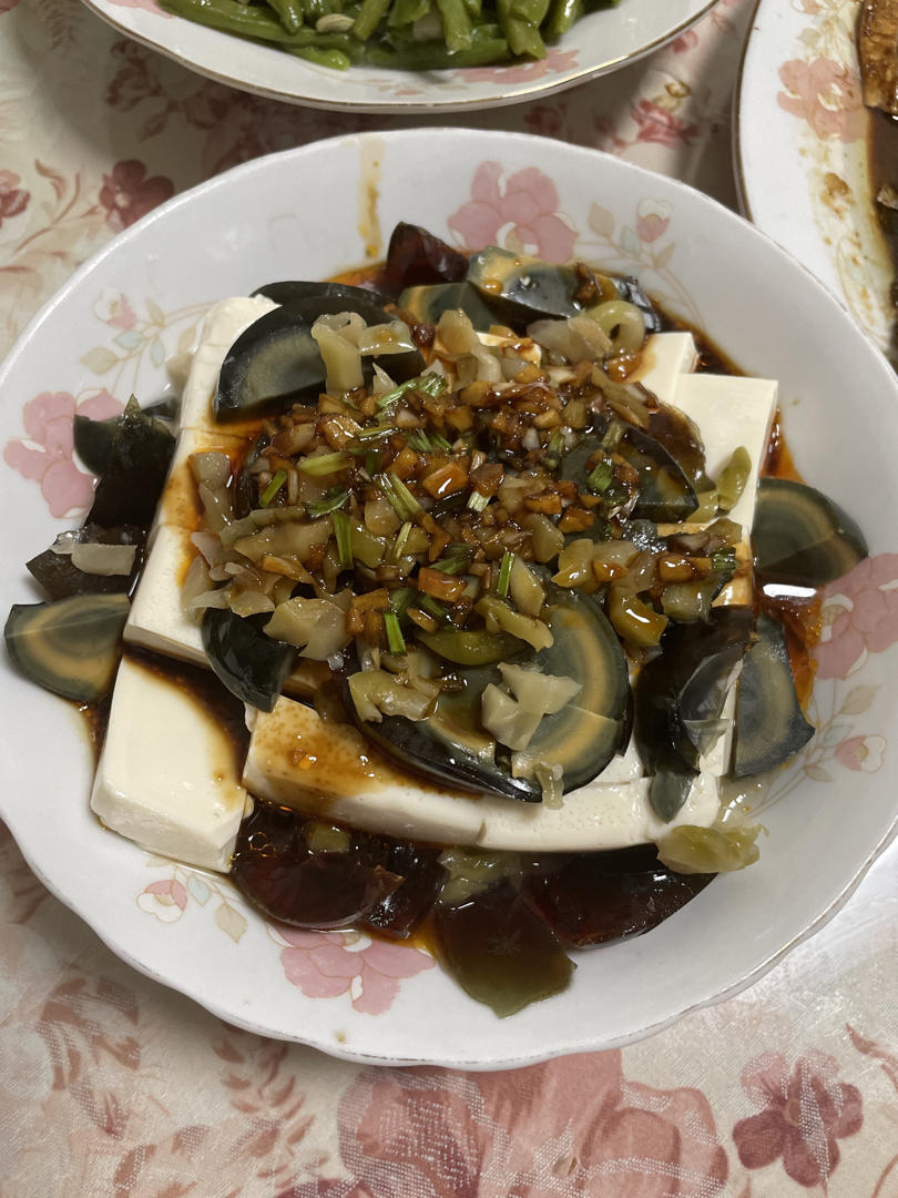 【最佳CP～】凉拌皮蛋豆腐✨