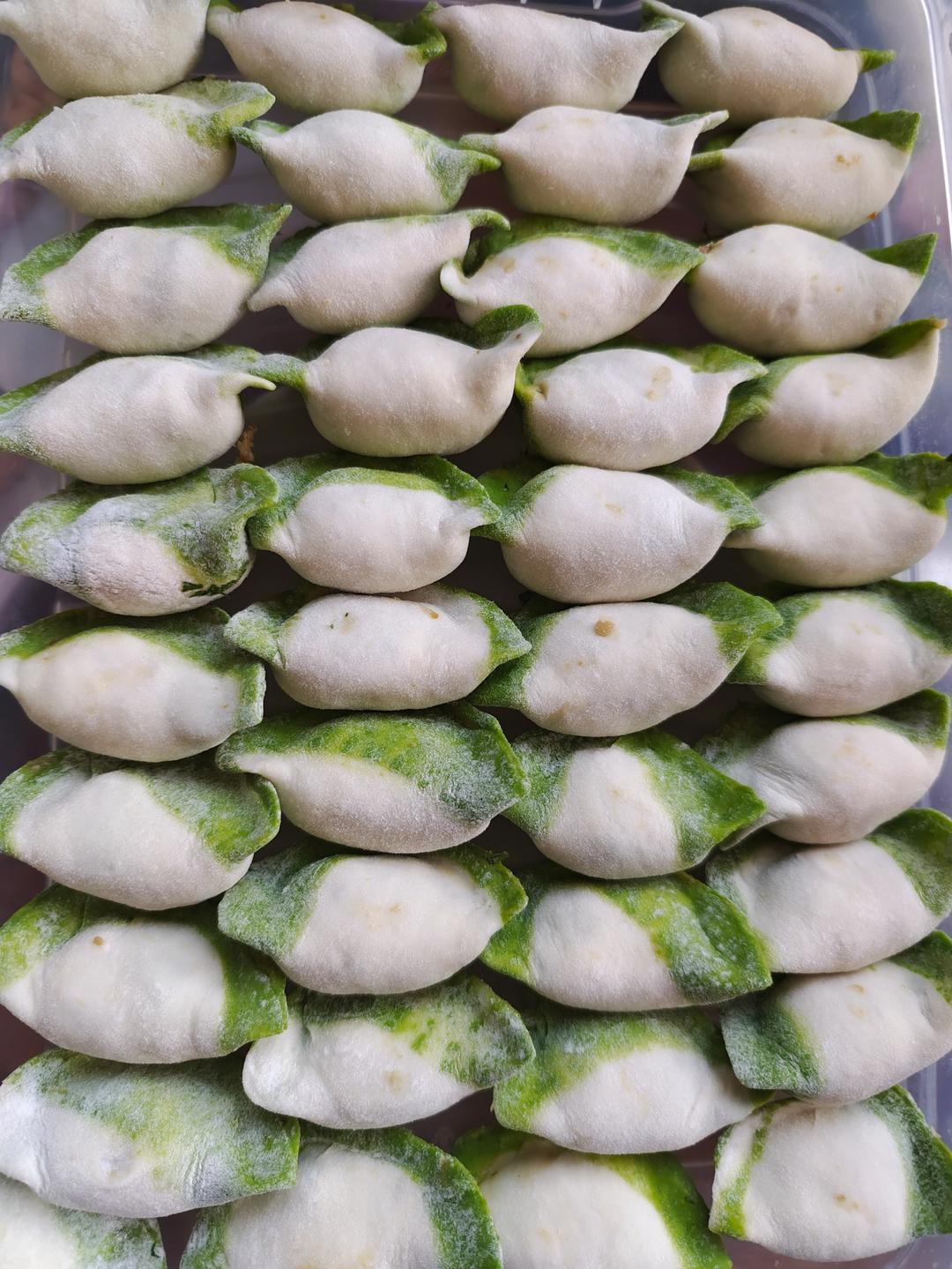 不变色翡翠白玉菠菜饺子 从里到外的菠菜 好看更好吃