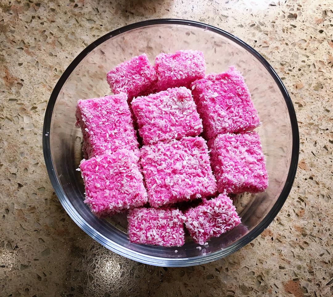 少女心爆棚的火龙果牛奶小方