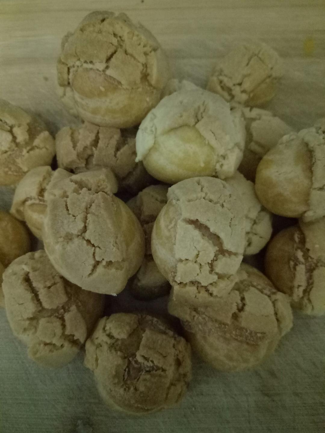 酥皮奶油泡芙--#皮黑森林#