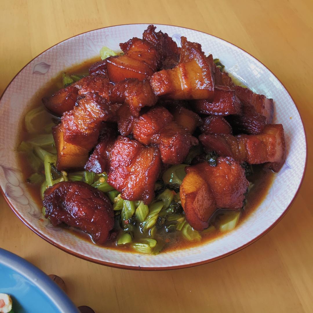 加了鹌鹑蛋后，这盘红烧肉，美味的逆天啦——鹌鹑蛋烧肉（孔瑶食谱）