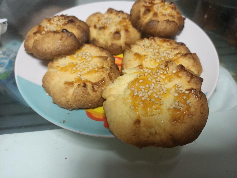 轻轻一按就碎掉的原味桃酥（不输猪油版）