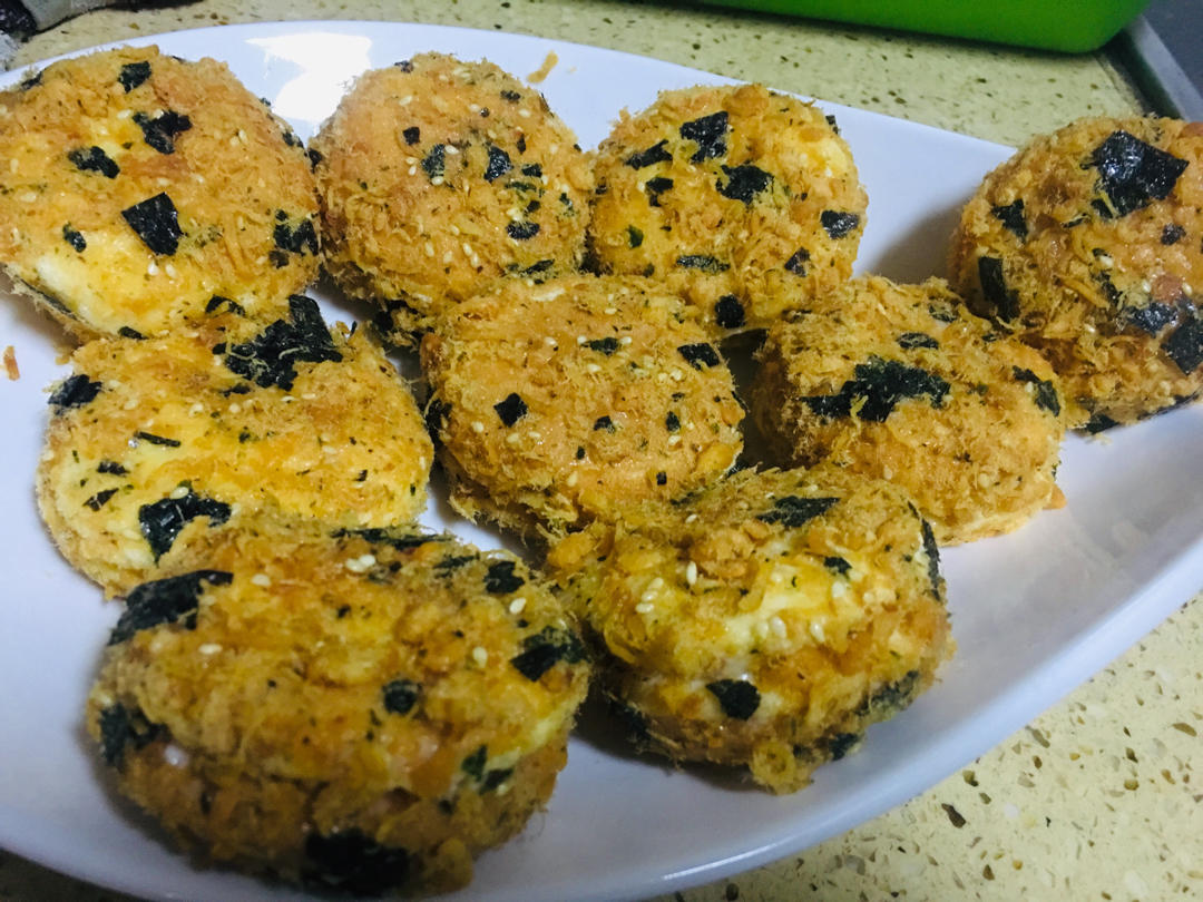 朋友都说比鲍师傅好吃的海苔肉松小贝