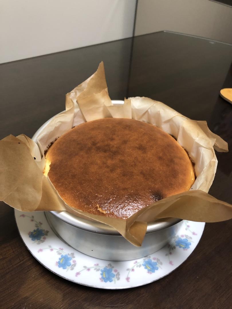 巴斯克芝士蛋糕–from @yuka_cm_cafe