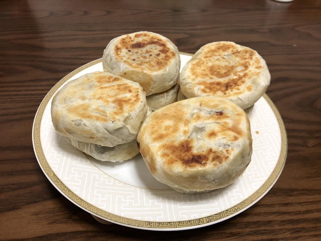 不用烤箱也酥酥的红豆饼