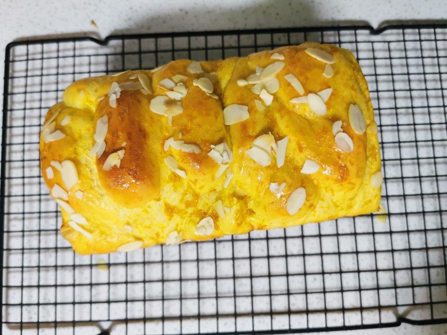 日式奶香南瓜馅吐司