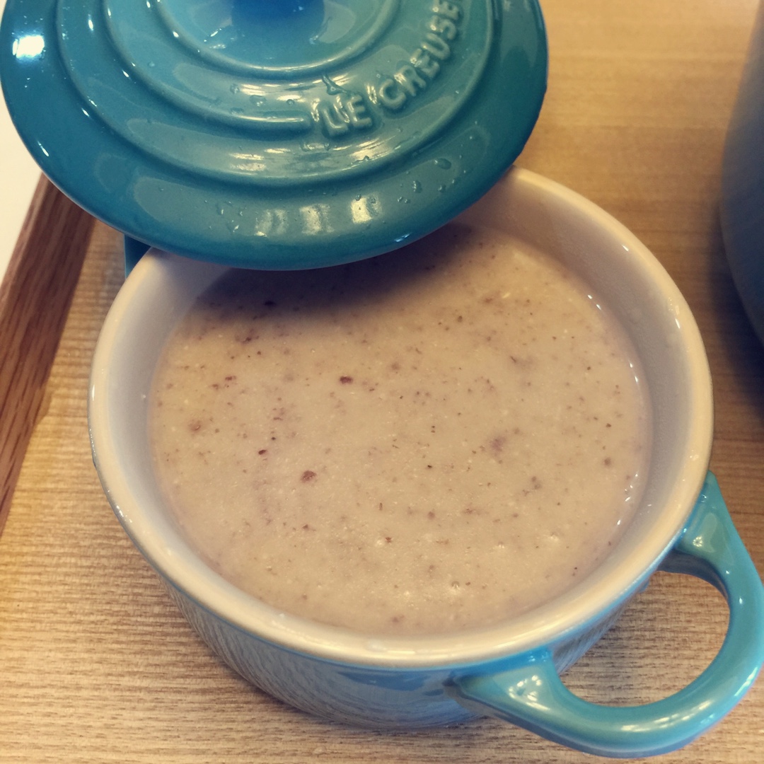 红豆薏米粥 (Red Bean and Pearl Barley Congee)
