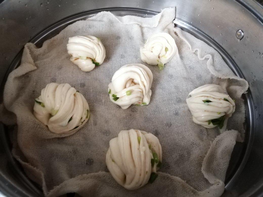 一根筷子卷出盘丝花卷（南瓜花卷）