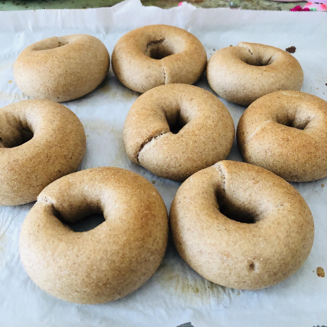 50%全麦葡萄干迷你贝果