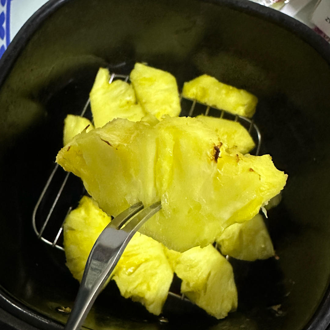 空气炸锅烤凤梨🍍（拯救不太甜的凤梨/菠萝）