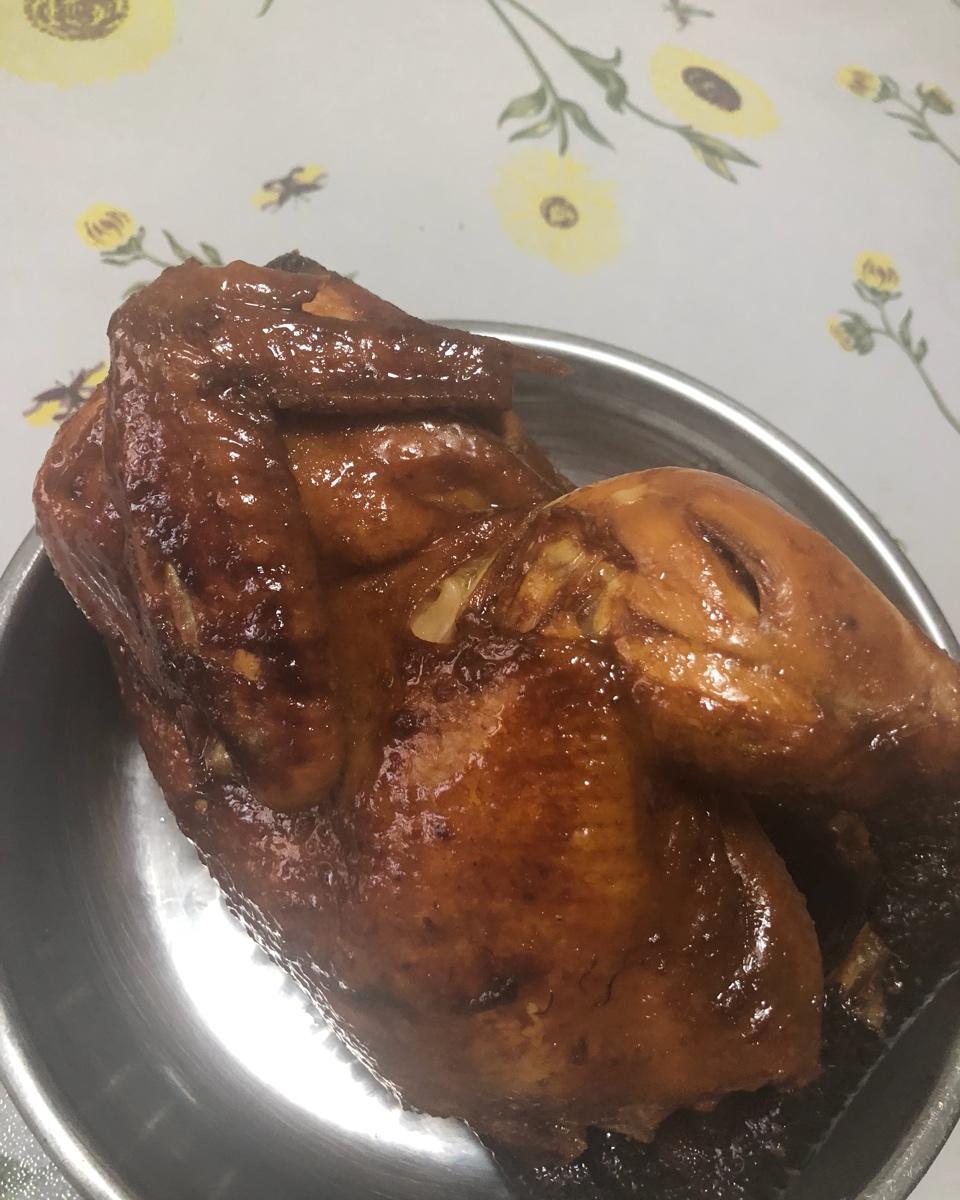 一口电饭锅焖一只鸡【隔壁的小孩都馋哭了】