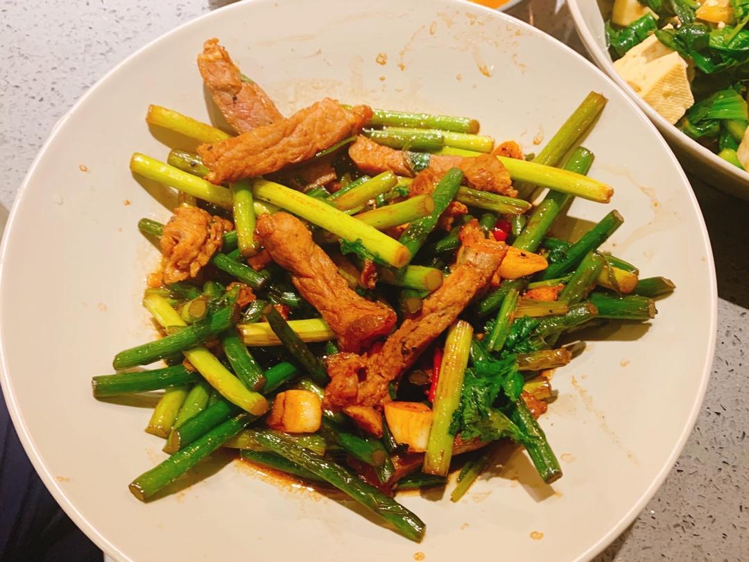 蒜苔炒牛肉（湘味）