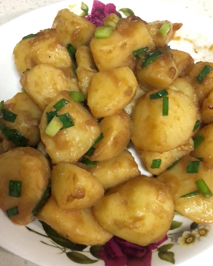 红烧土豆块