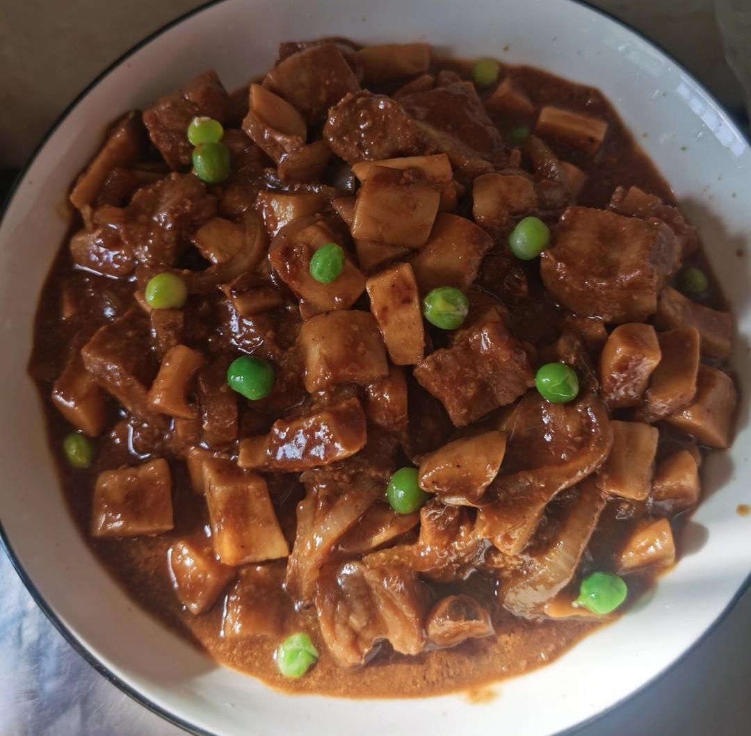 黑椒杏鲍菇牛肉粒