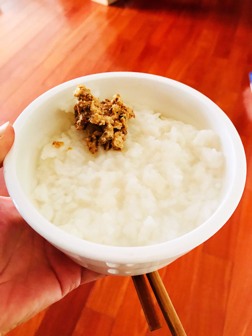 午餐2021年1月26日        #午餐2021年1月26日#  泡饭腐乳    1小时