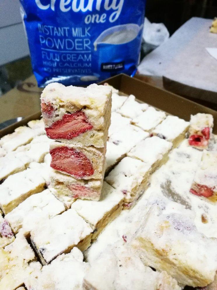 多种口味的雪花酥