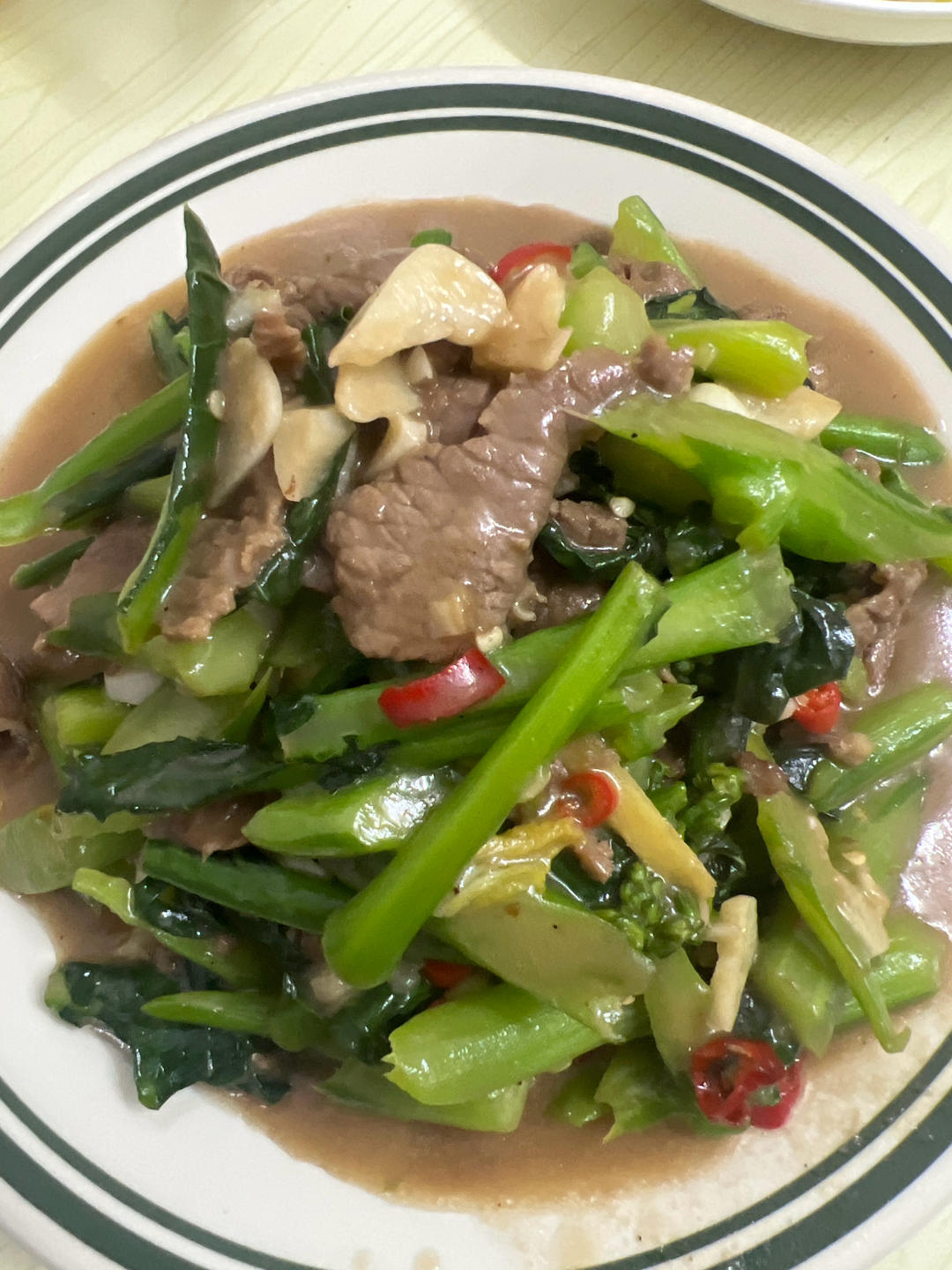 爽脆嫩滑的芥兰炒牛肉
