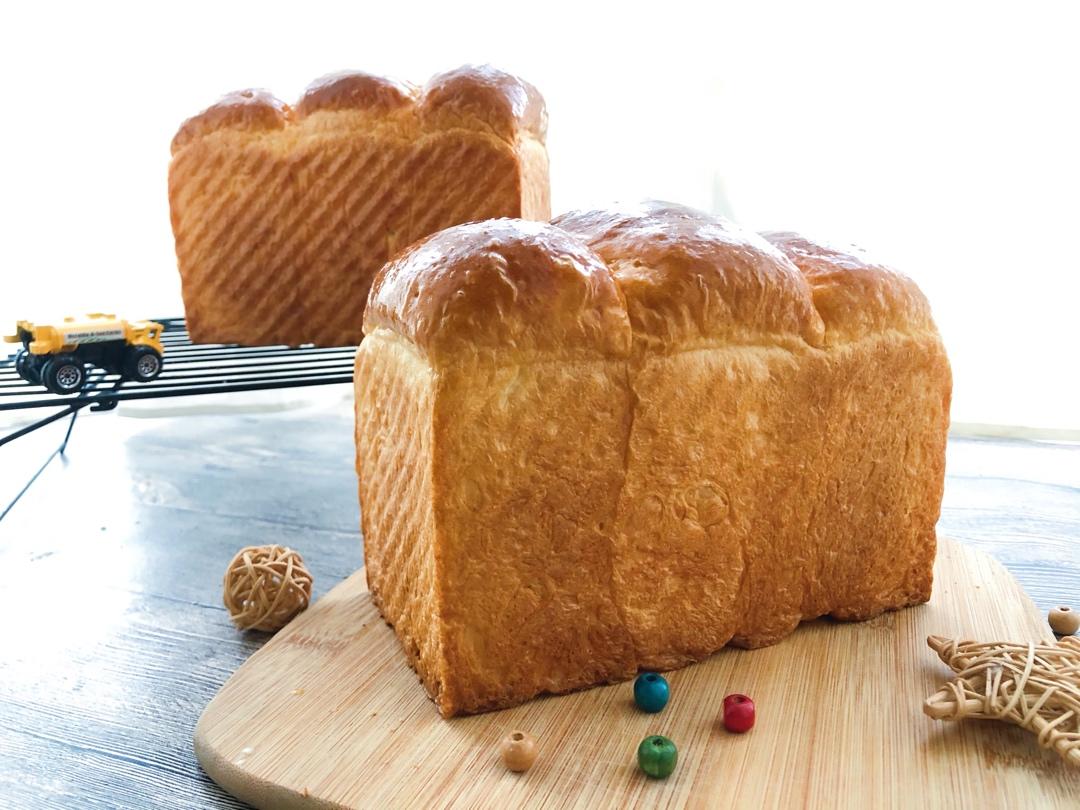 比中种还柔软的香醇面包——酸奶奶酪吐司（二奶吐司）