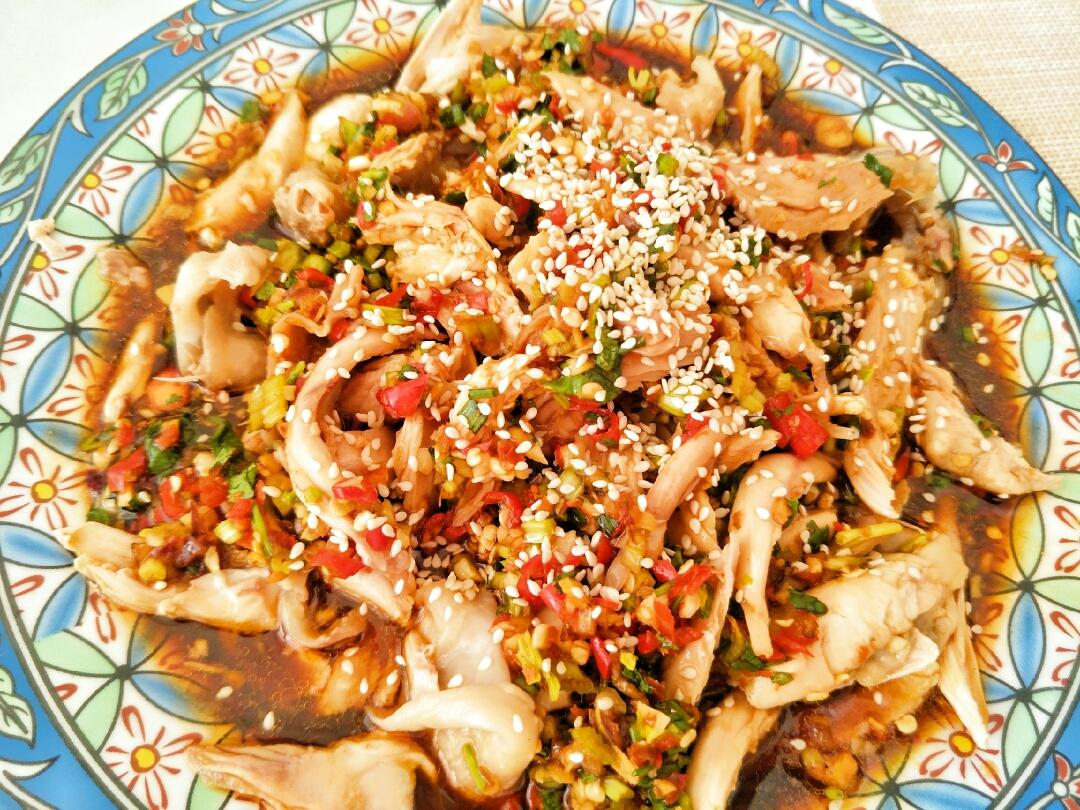 麻辣手撕鸡的做法