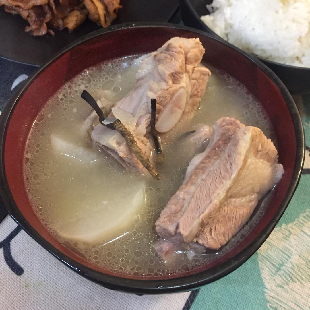 萝卜排骨汤