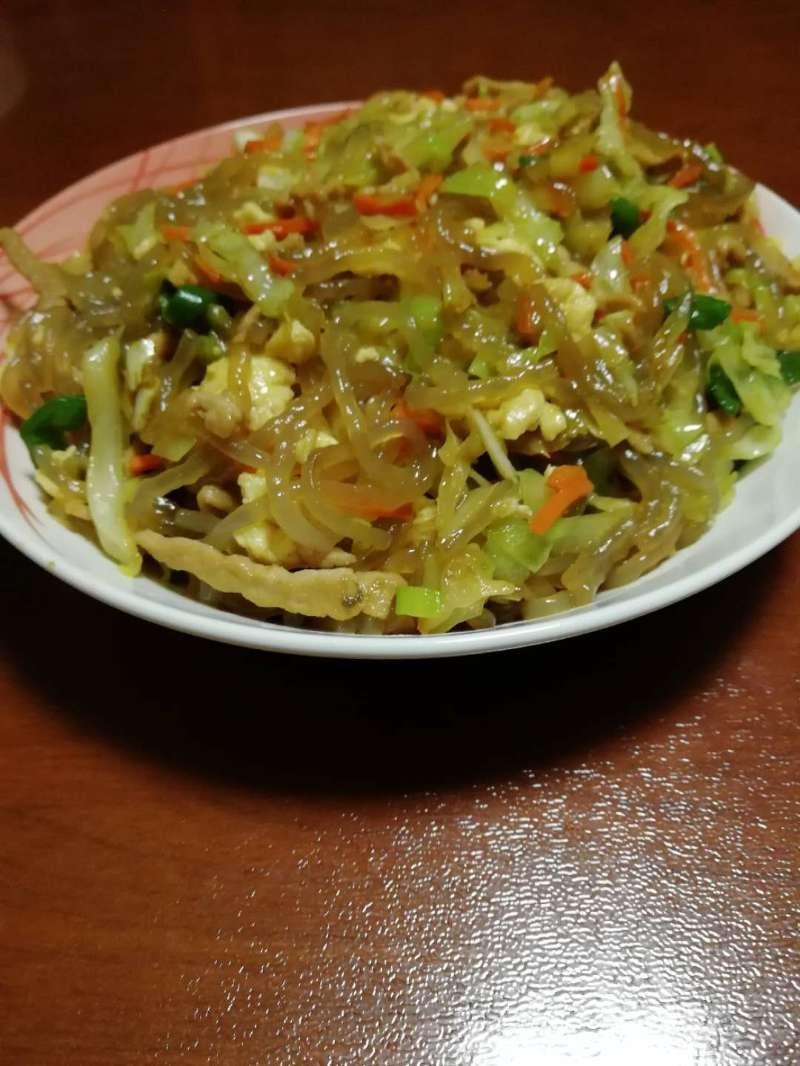 包菜炒粉丝
