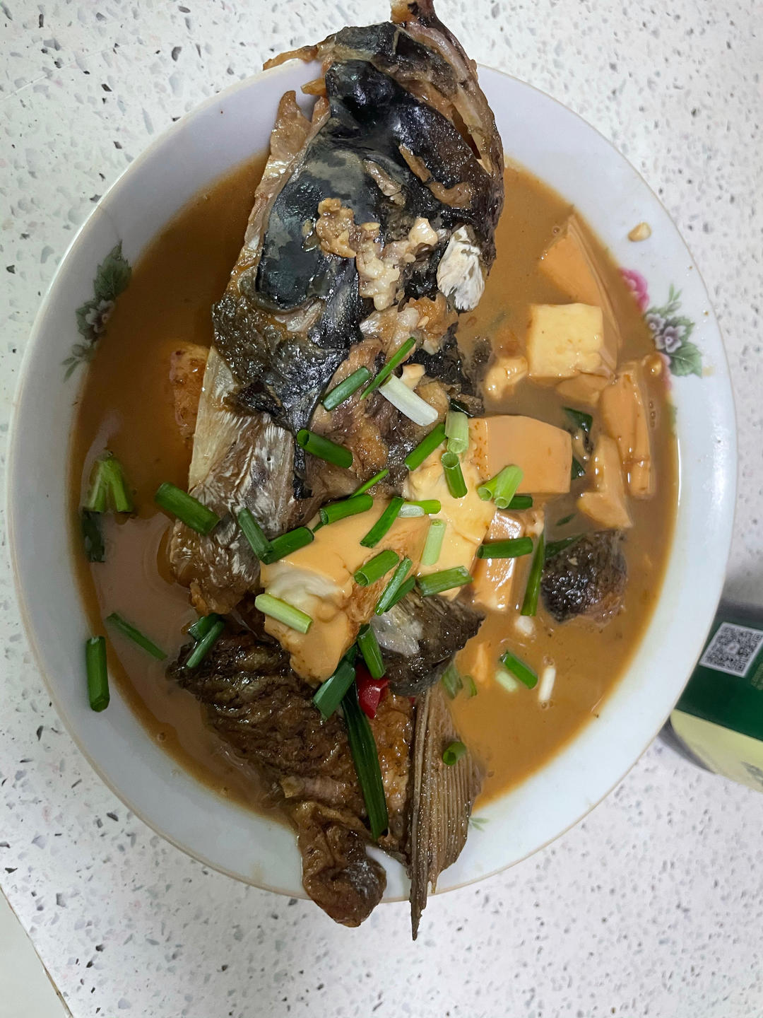 红烧鱼头豆腐汤