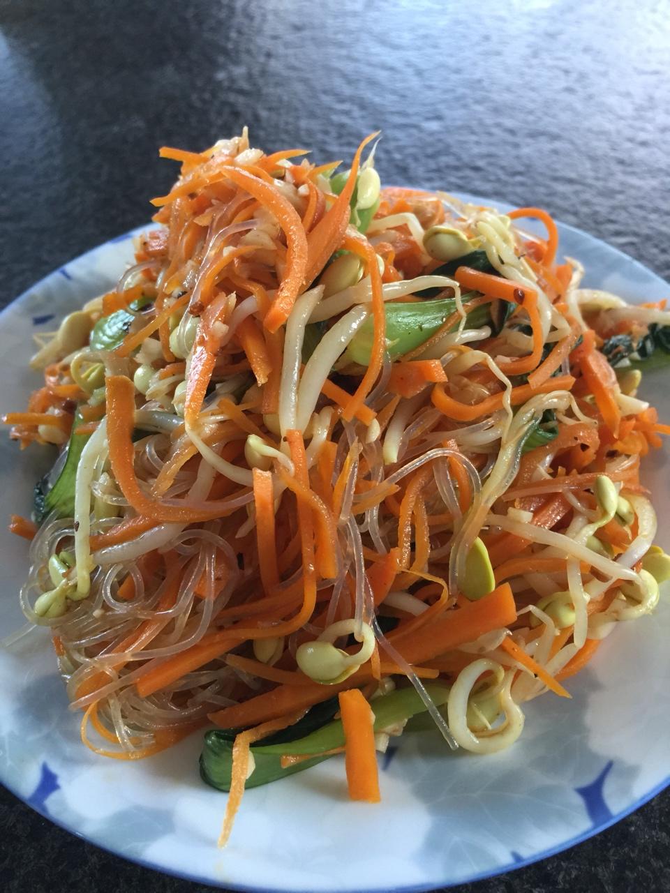 凉拌豆芽